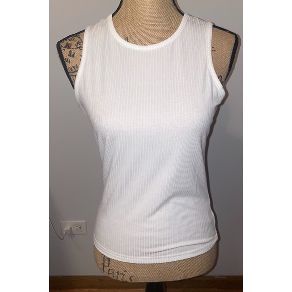 White Solid Rib-Knit Tank Top - Picture 2 of 3